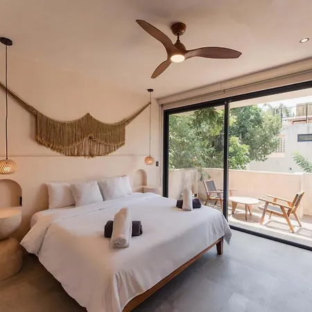 2br With Private Pool & Amenities *