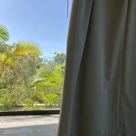 Apartment Jungle Panoramic View Ph With Club Shuttle & Gym