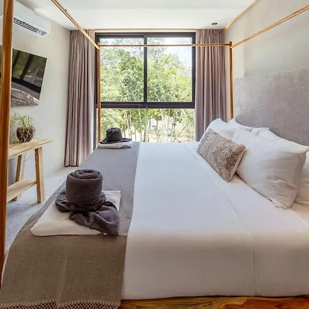 Chumuuk - Modern 5br Sanctuary With Large Pool And Rooftop Terrace Tulum