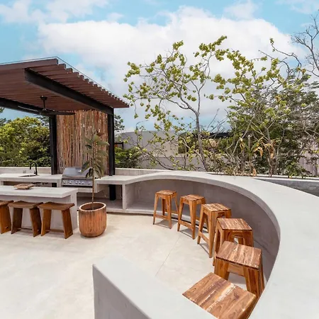 Chumuuk - Modern 5br Sanctuary With Large Pool And Rooftop Terrace Apartment *