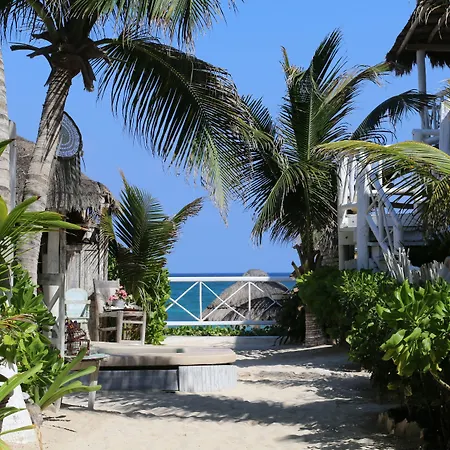 Punta Piedra Hotel
