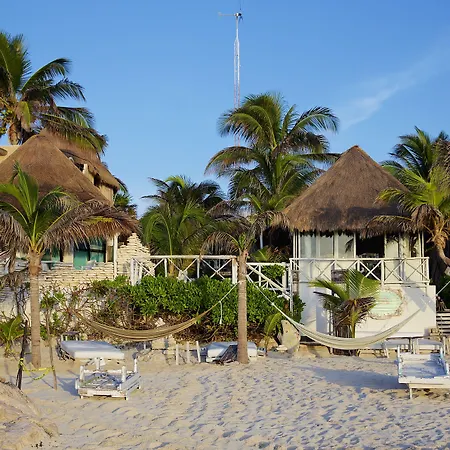 Hotel Punta Piedra 3*