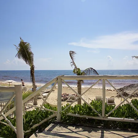 Punta Piedra Hotel 3*