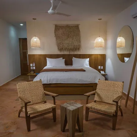 Mereva Hotel 4*