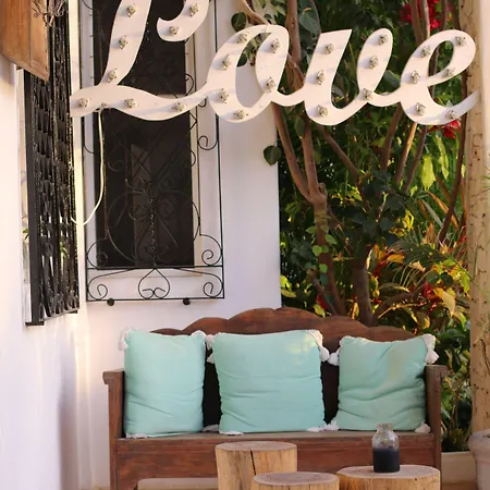 Aparthotel Livetulum