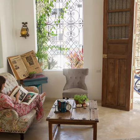 Livetulum Aparthotel