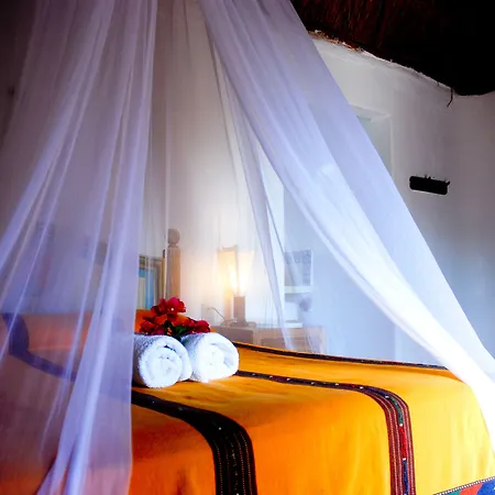 Hotel Piedra Escondida 3*