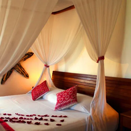 Hotel Piedra Escondida 3*