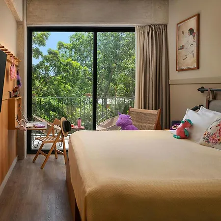 Moxy Tulum