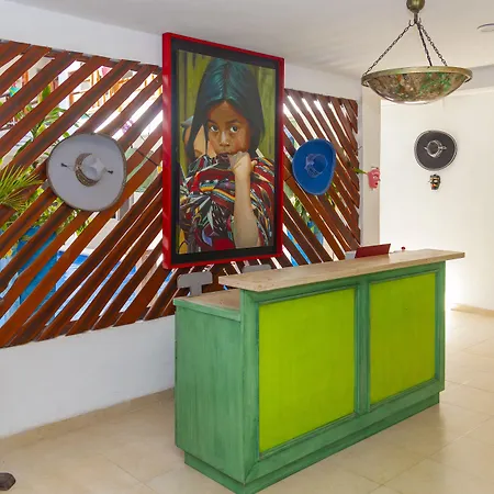 Hotel Mestizo Boutique 4*