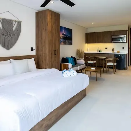 Xibalba Apartahotel