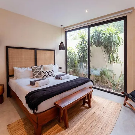 Villa Luxe 3br - Two Private Pools Including Rooftop Modern Boho Style *