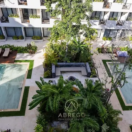 Xibalba Apartahotel *