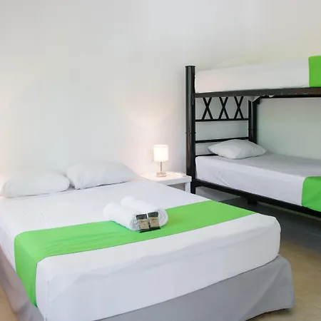 Hostel Che & Bar Adults Only *