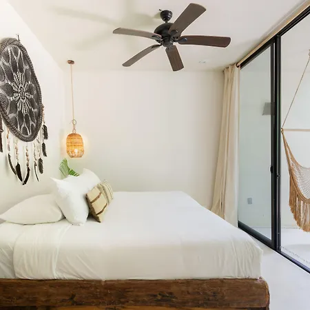 Una Vida Hotel