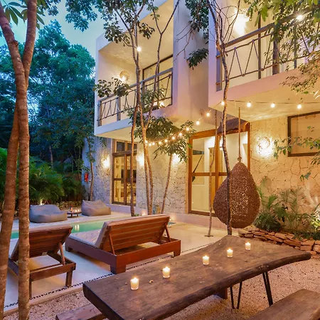 Hotel Una Vida 5*