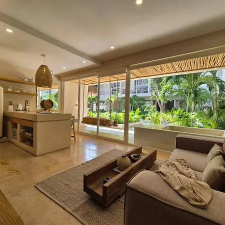 Luxury Hideaway - Rooftop Pool - Jacuzzi - Gym In Apartment Tulum