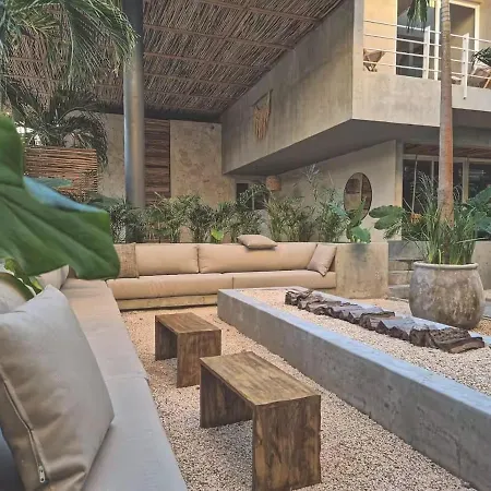 Luxury Hideaway - Rooftop Pool - Jacuzzi - Gym In Apartment Tulum