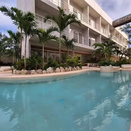 Apartment Luxury Hideaway - Rooftop Pool - Jacuzzi - Gym In