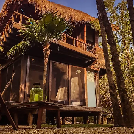 Vida Silvestre Lodge