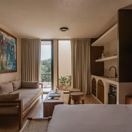 Eterna Hotel 4*