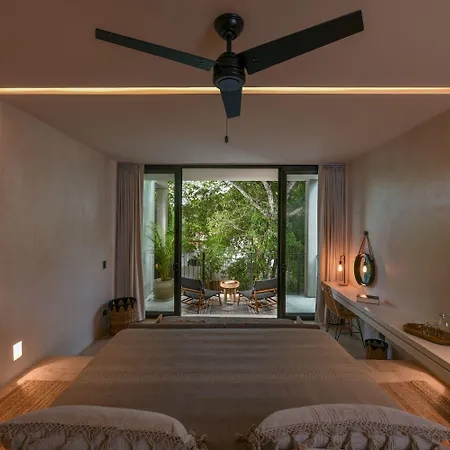 Casa Agape Boutique Rooftop Pool & Club Access Hotel 4*