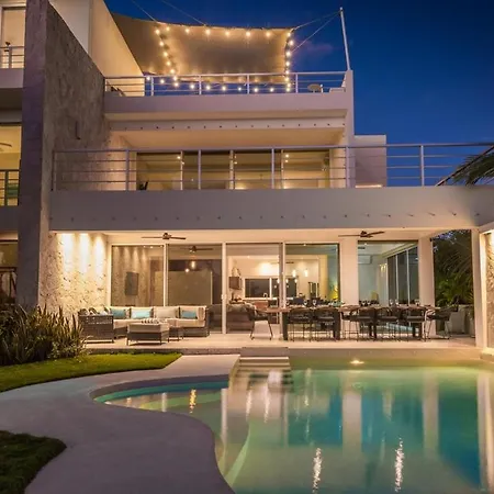 Casa Pelagia Beachfront Luruxy In Villa