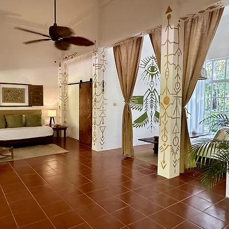 Casa Airam Beachfront In Sian Kaan *