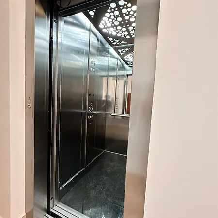 Hotel 307