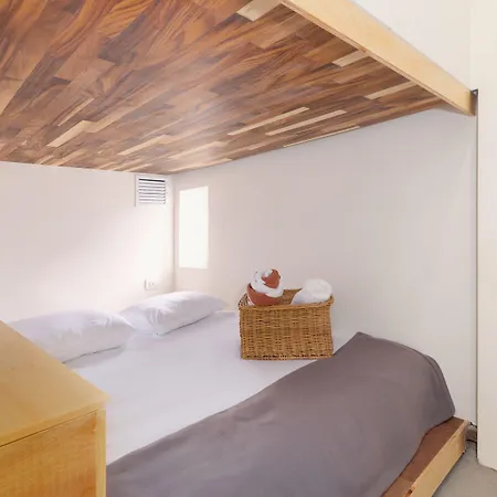 Oostel Guest house *