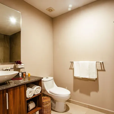 Hotel By Ihg