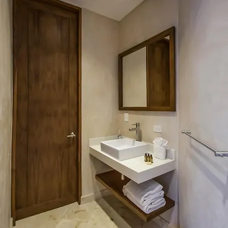 Casa Kookay, 6br Luxury 3 Pools, Aldea Zama *