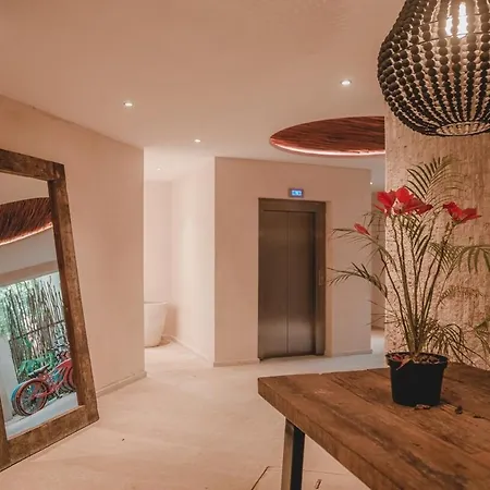 Kataluum- Luxurious Eco-chic Ph With Pool
