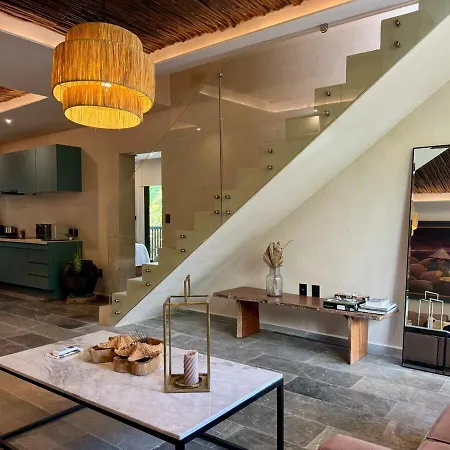 Kataluum- Luxurious Eco-chic Ph With Pool Villa *
