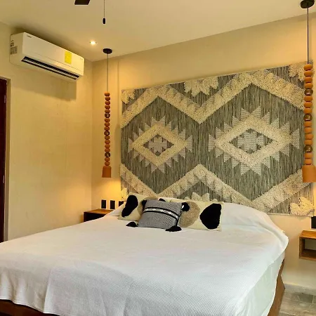 Kataluum- Luxurious Eco-chic Ph With Pool Tulum