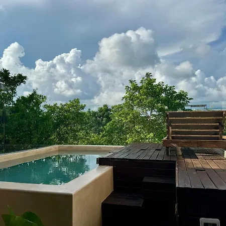 Kataluum- Luxurious Eco-chic Ph With Pool Villa