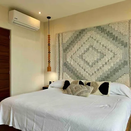 Villa Kataluum- Luxurious Eco-chic Ph With Pool