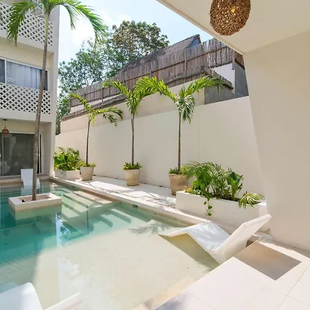 Luxury Jungle With Shared Pool Apartamento *