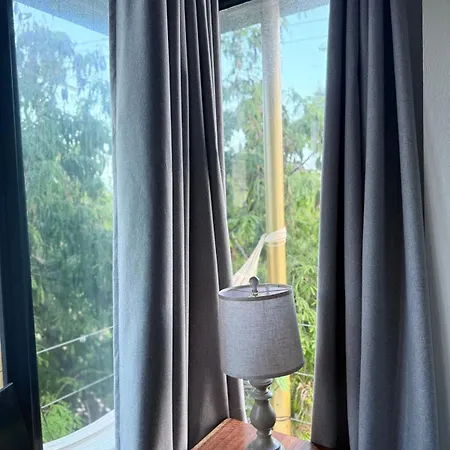 2 Bdrm-2 Baths For Groups & Music Lovers Apartment