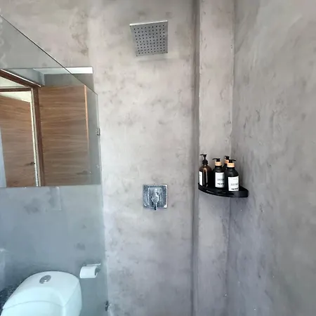 Apartment 2 Bdrm-2 Baths For Groups & Music Lovers