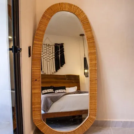 Native 5305 Lux 1br In Apartment *