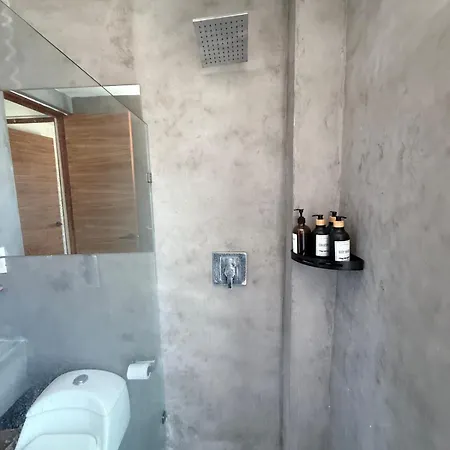 2 Bdrm-2 Baths For Groups & Music Lovers Apartment