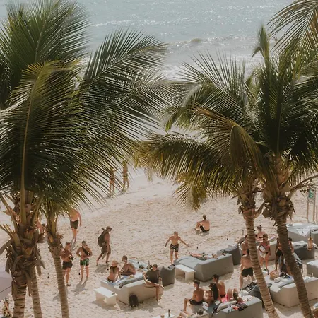 Hotel Sana Beachfront Boutique