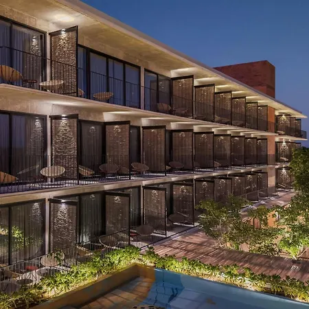 Moxy 3* Tulum