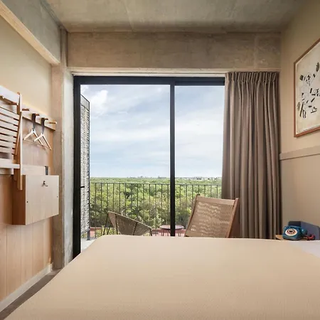 Hotel Moxy