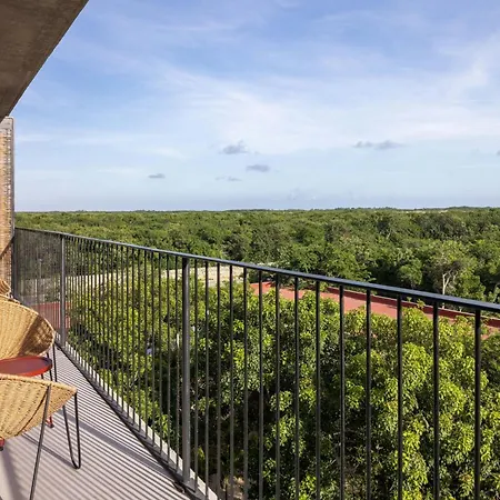 Moxy Hotel Tulum