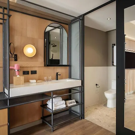 Hotel Moxy