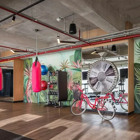 Moxy Hotel