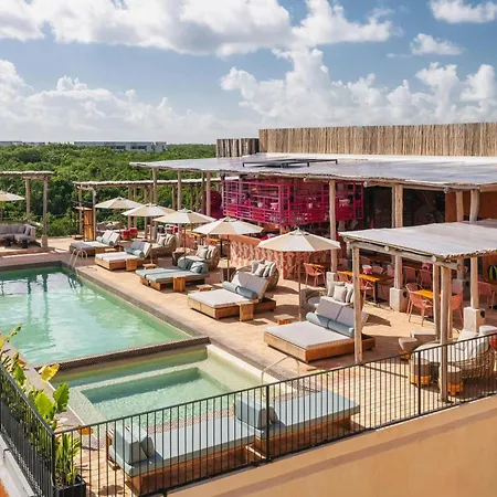 Hotel Moxy