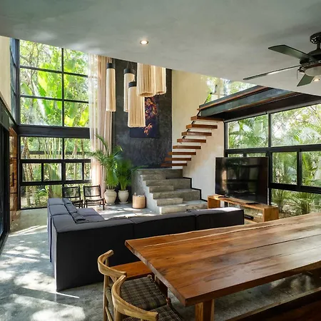 Casa Kefi- Award Winning - Jungle Paradise Holiday home *